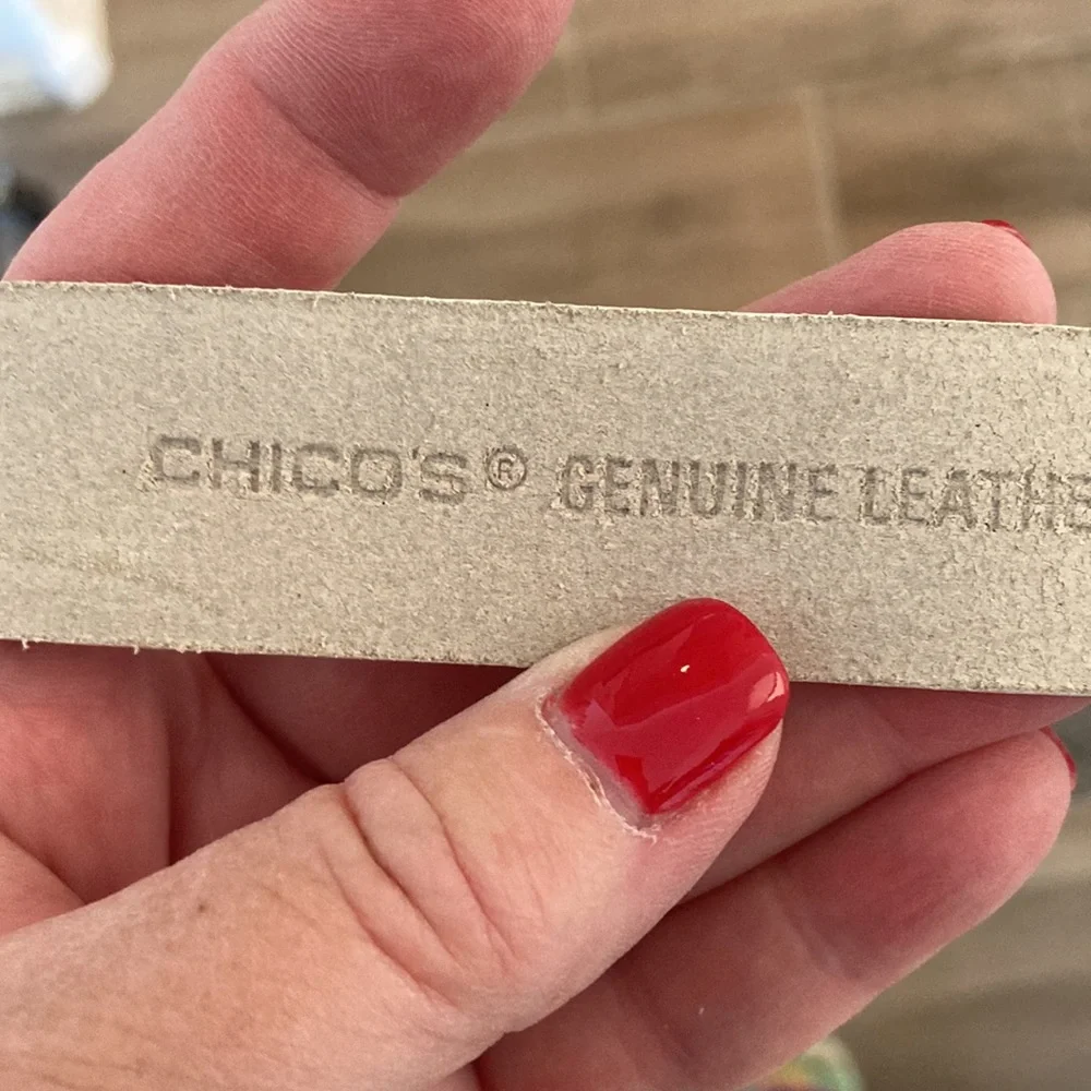 NWT Chico’s S/M Tawanda Slouch belt